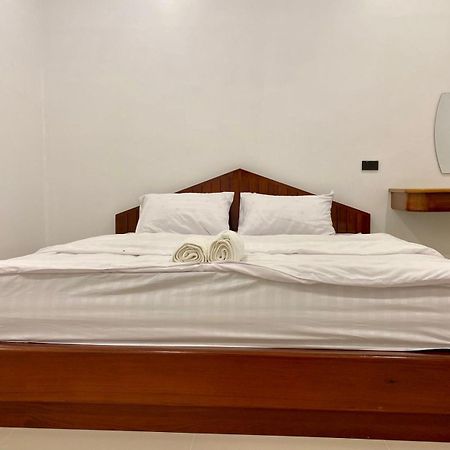 B2 Hotel Savannakhet Extérieur photo