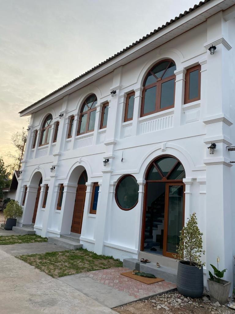 B2 Hotel Savannakhet Extérieur photo